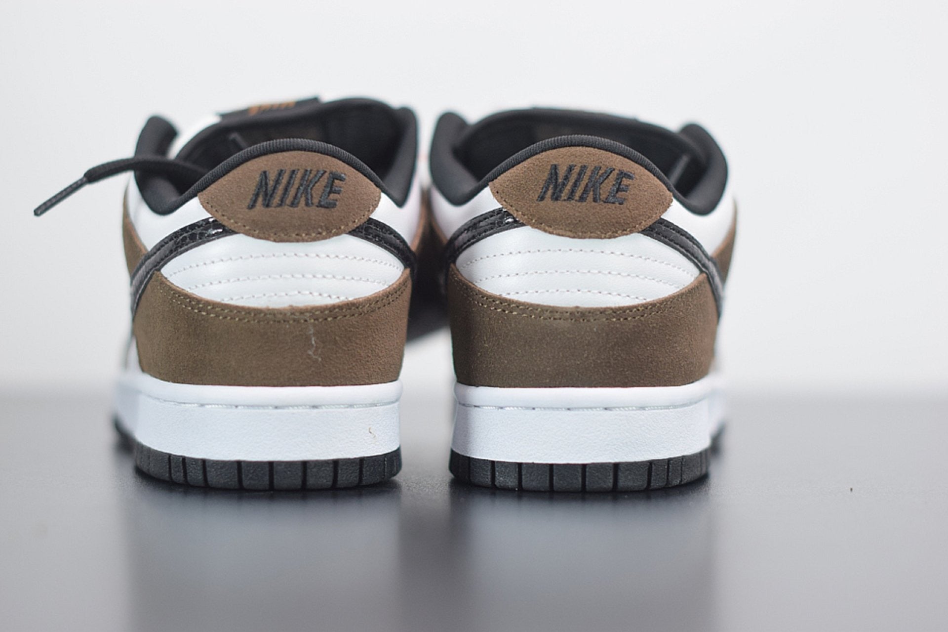 SB Dunk Low White Black Trail End Brown