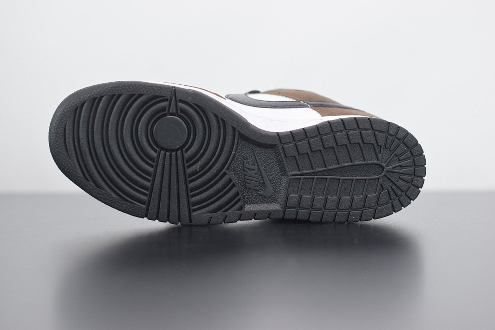 SB Dunk Low White Black Trail End Brown