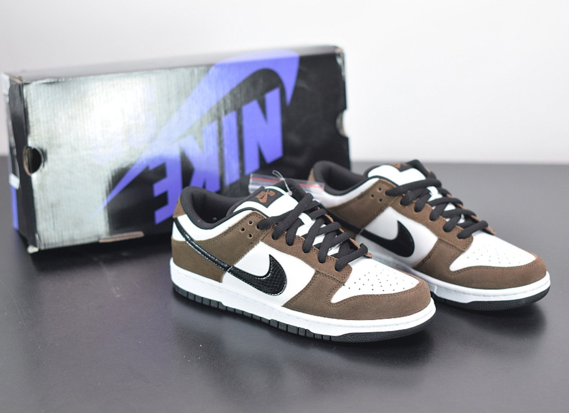 SB Dunk Low White Black Trail End Brown