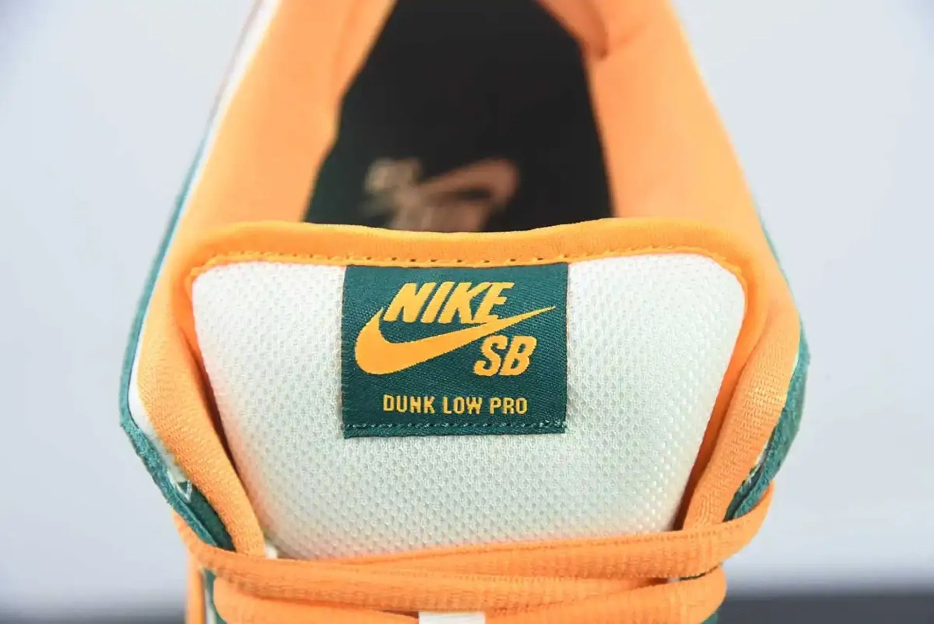 SB Dunk Low Legion Pine Kumquat