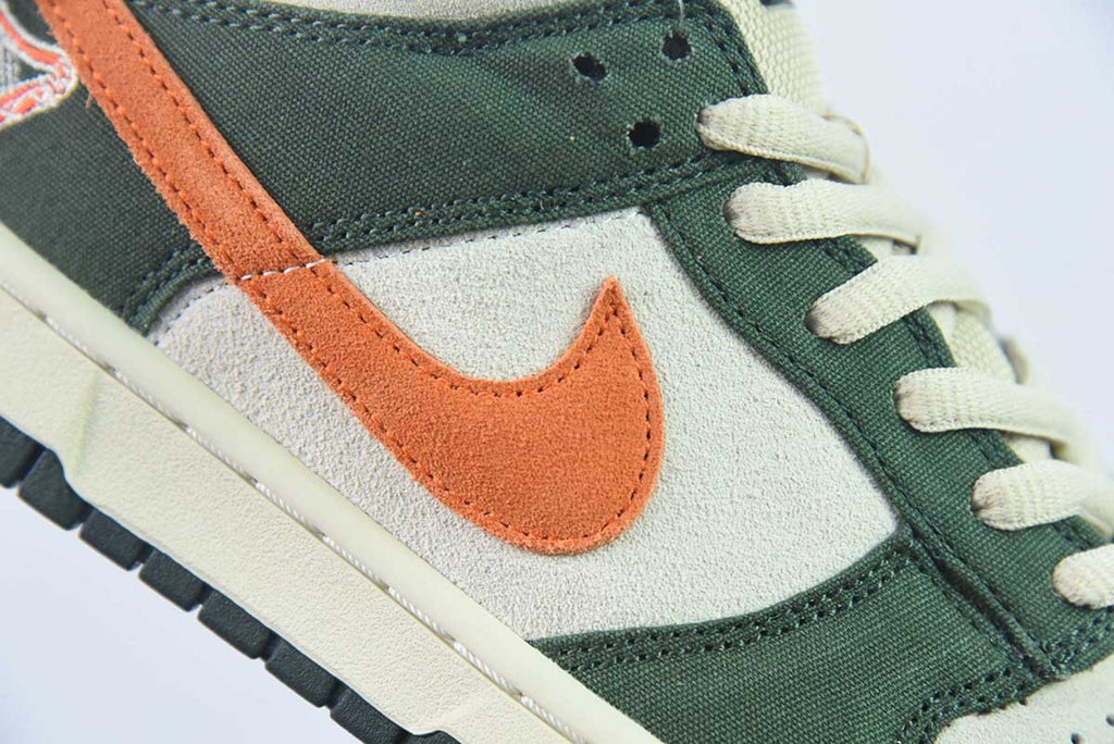 SB Dunk Low Eire