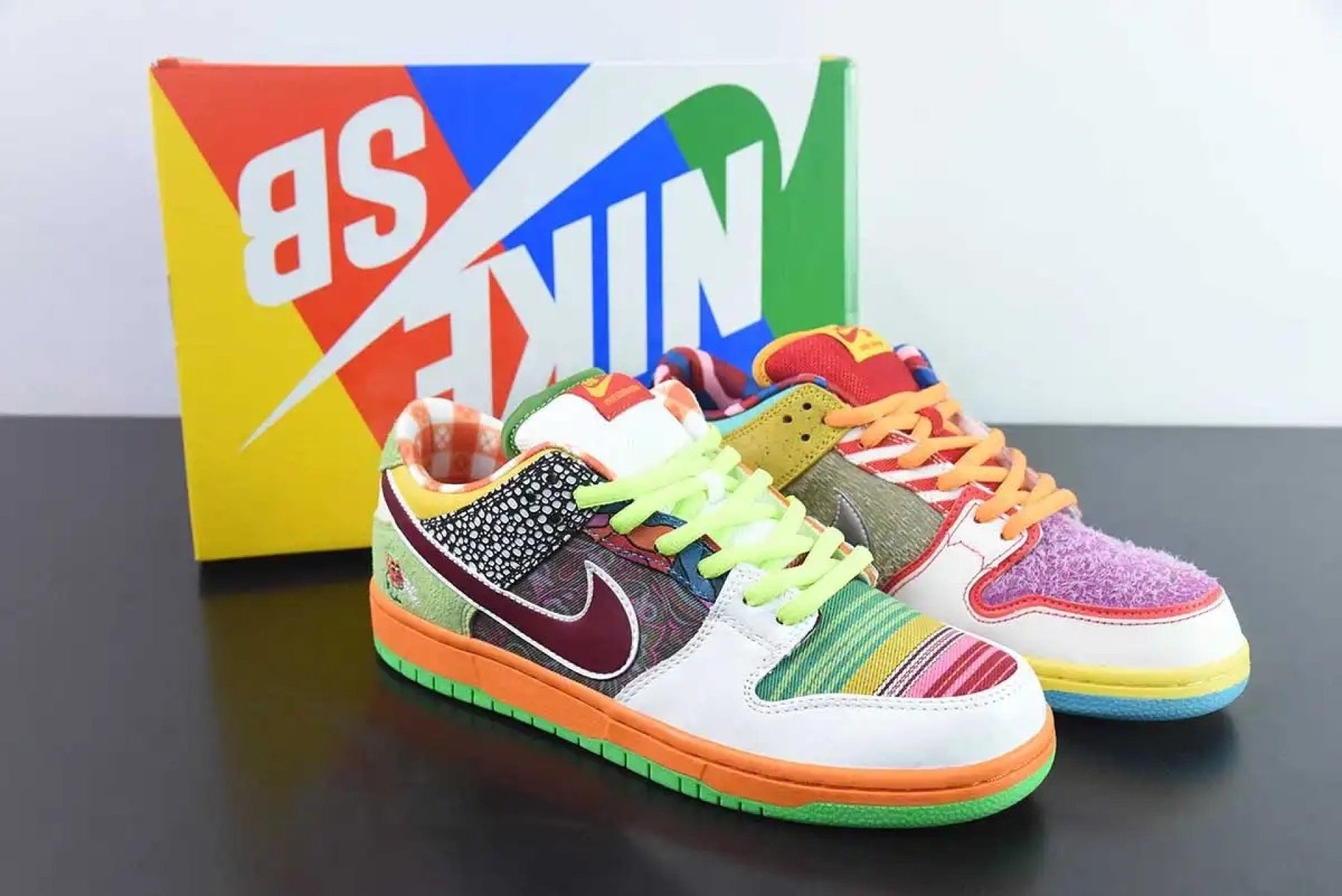 SB Dunk Low ‘What The Paul’ Multi Color