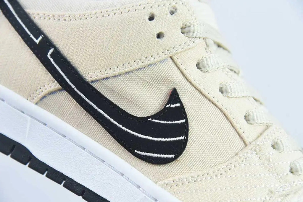 SB Dunk Low Albino & Preto