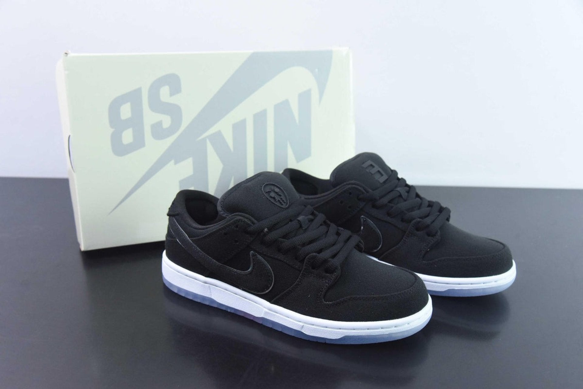 Eminem x Carhartt x Nike SB Dunk Black Ice