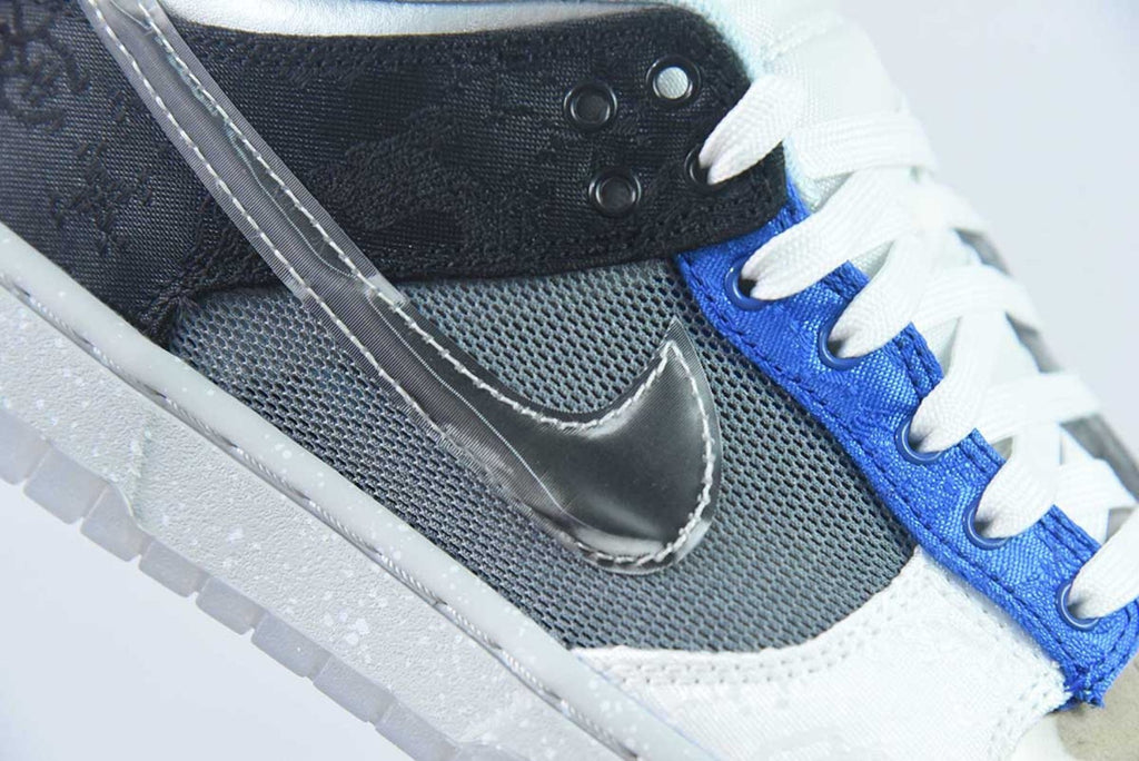 Dunk Low SP What The CLOT