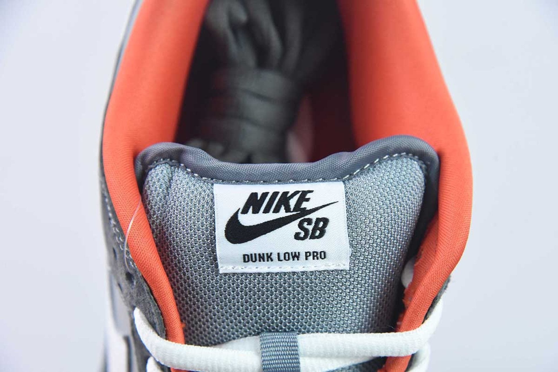 SB Dunk Low Staple NYC Pigeon