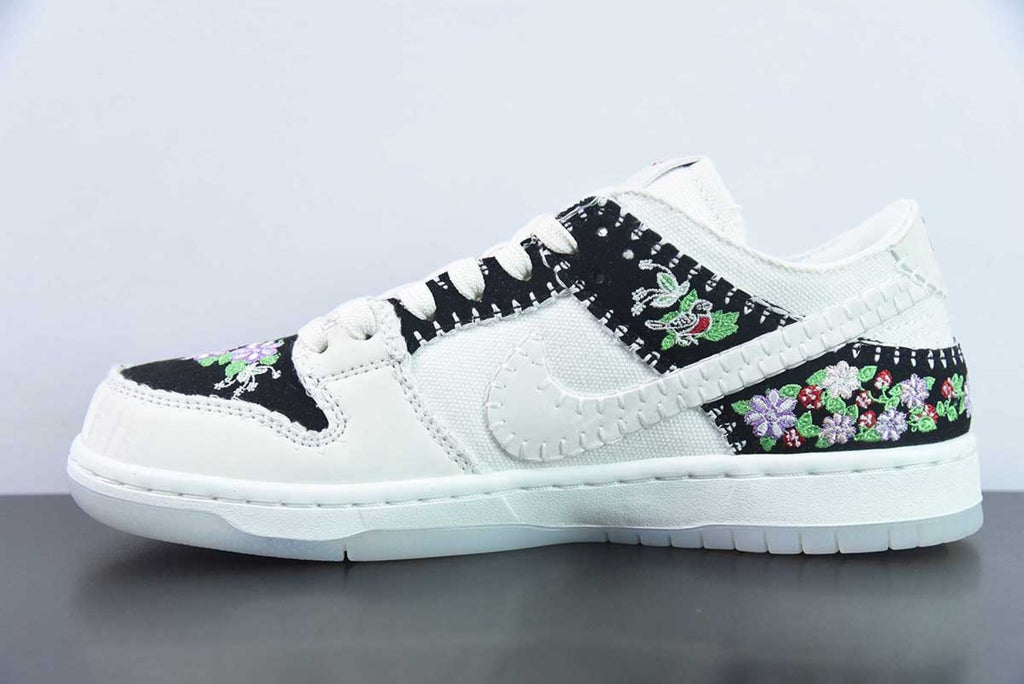 SB Dunk Low Decon N7 Black Sai