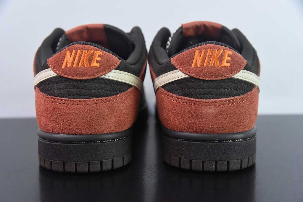 Dunk Low Red Panda