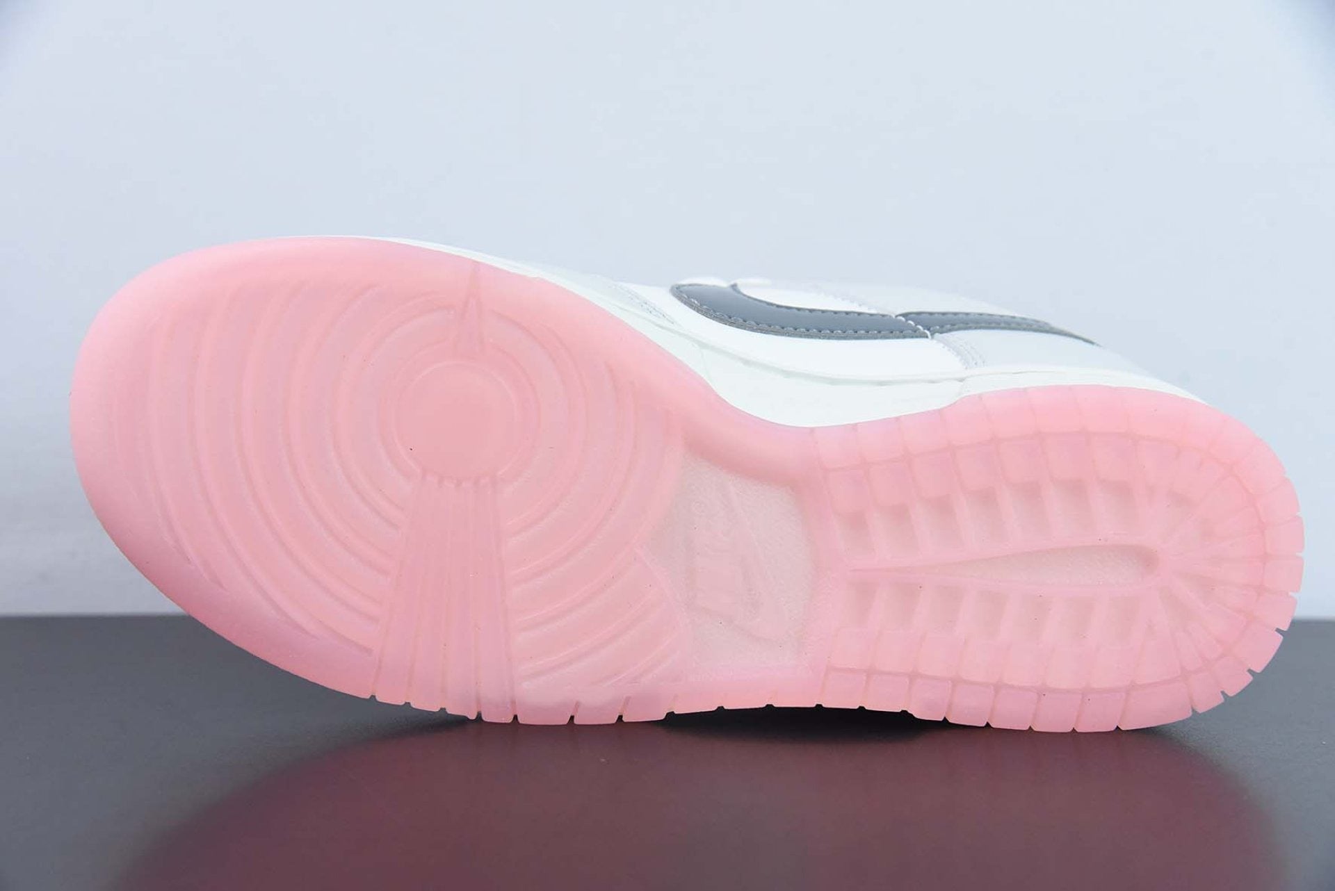Dunk Low 520 Pack Pink