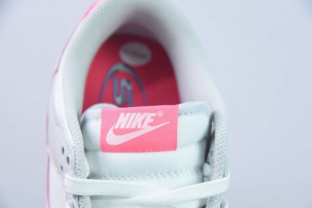 Dunk Low 520 Pack Pink