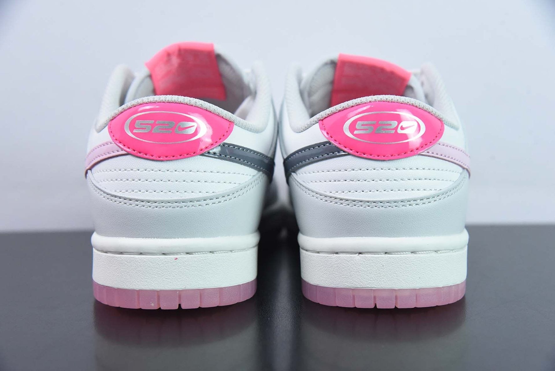 Dunk Low 520 Pack Pink