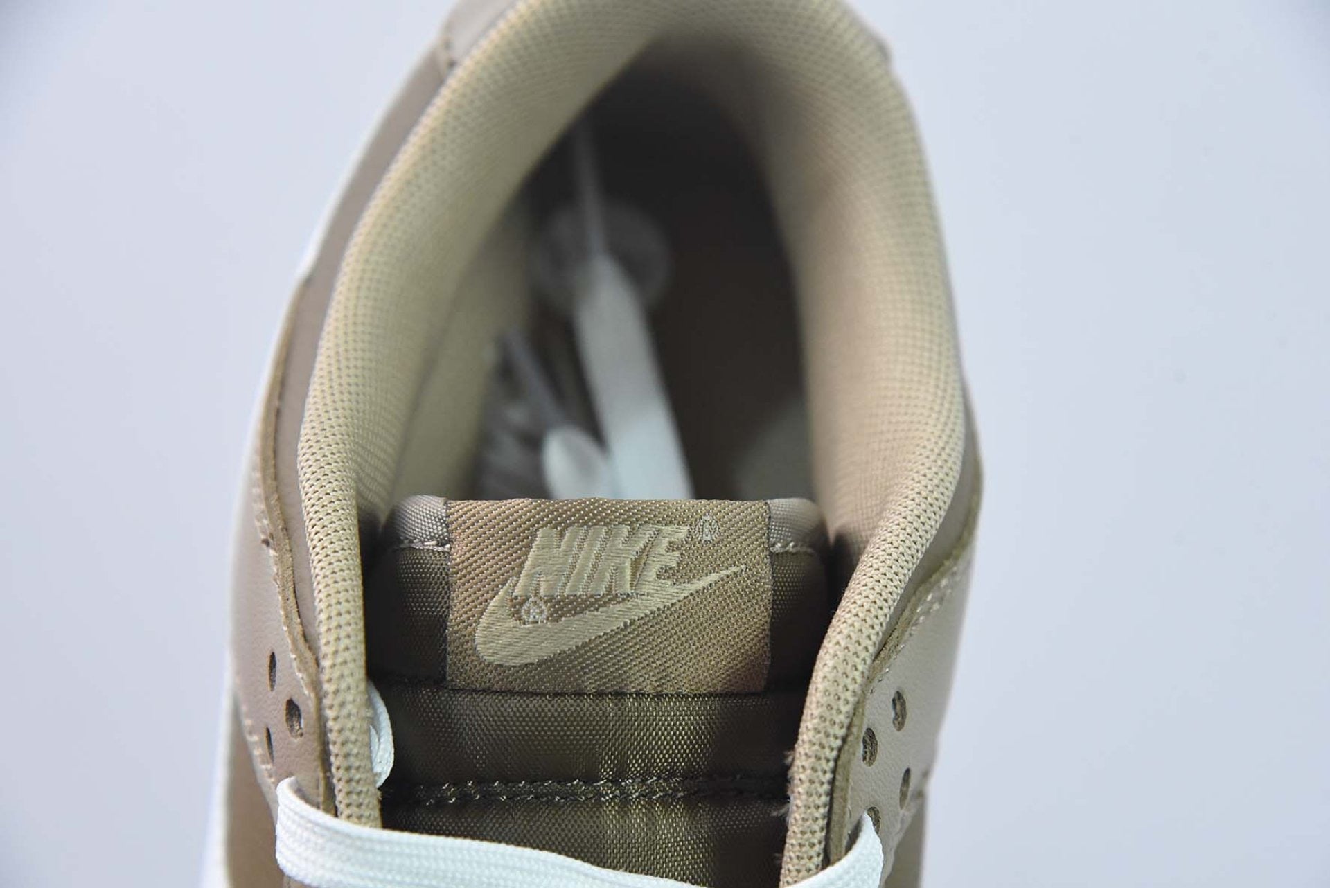 Dunk Low Judge Grey