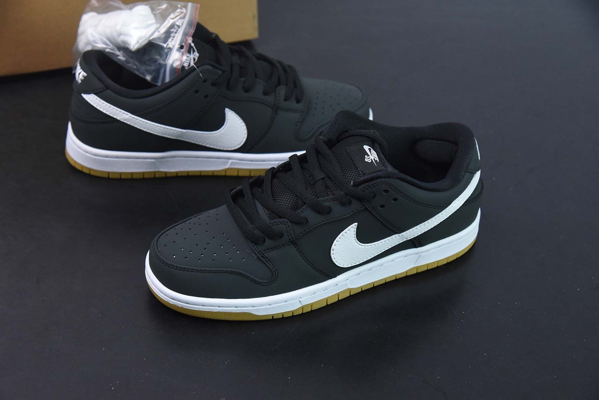 SB Dunk Low Orange Label Black White Gum