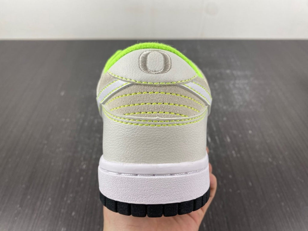 Dunk Low University of Oregon PE