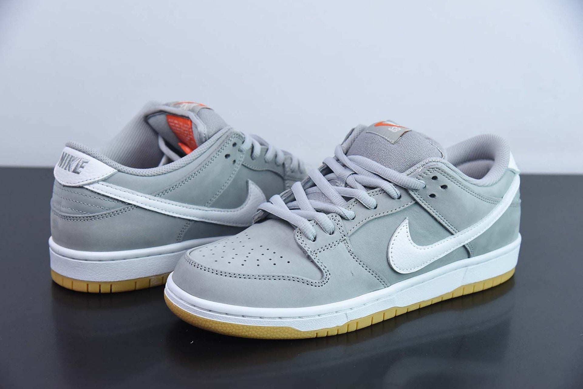 SB Dunk Low Pro ISO Orange Label Wolf Grey Gum