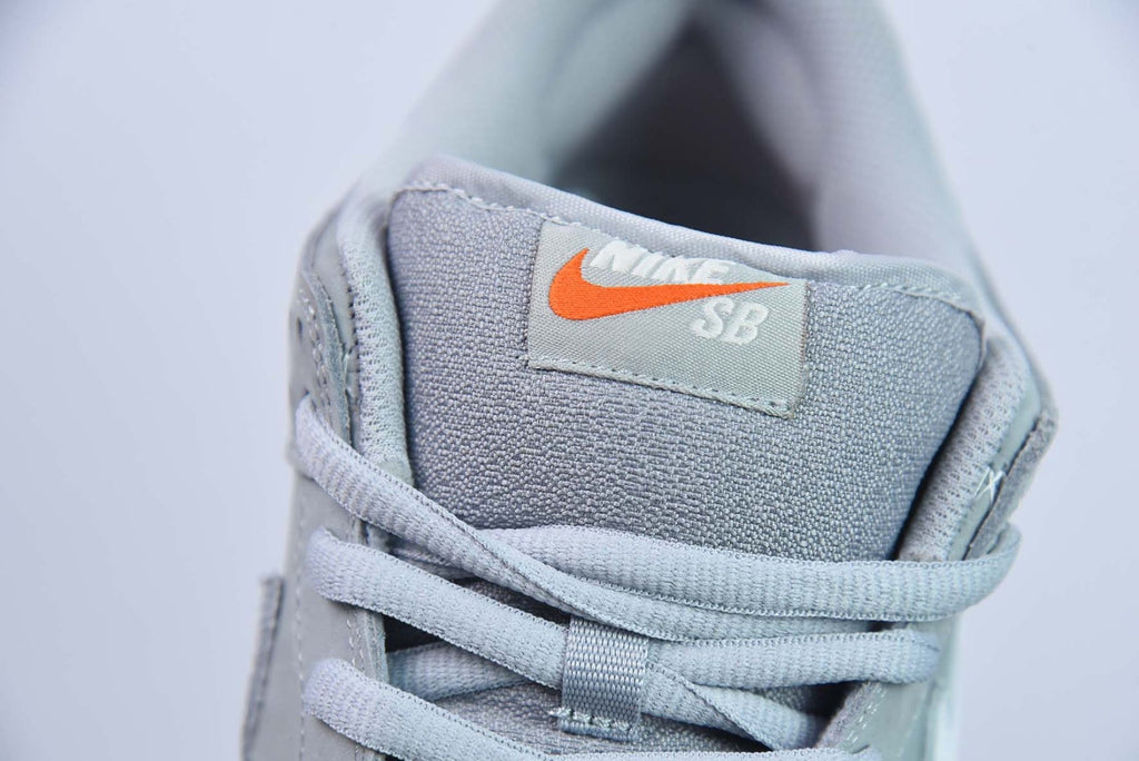 SB Dunk Low Pro ISO Orange Label Wolf Grey Gum