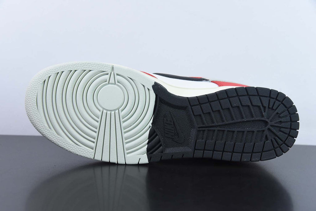 Dunk Low Chicago Split