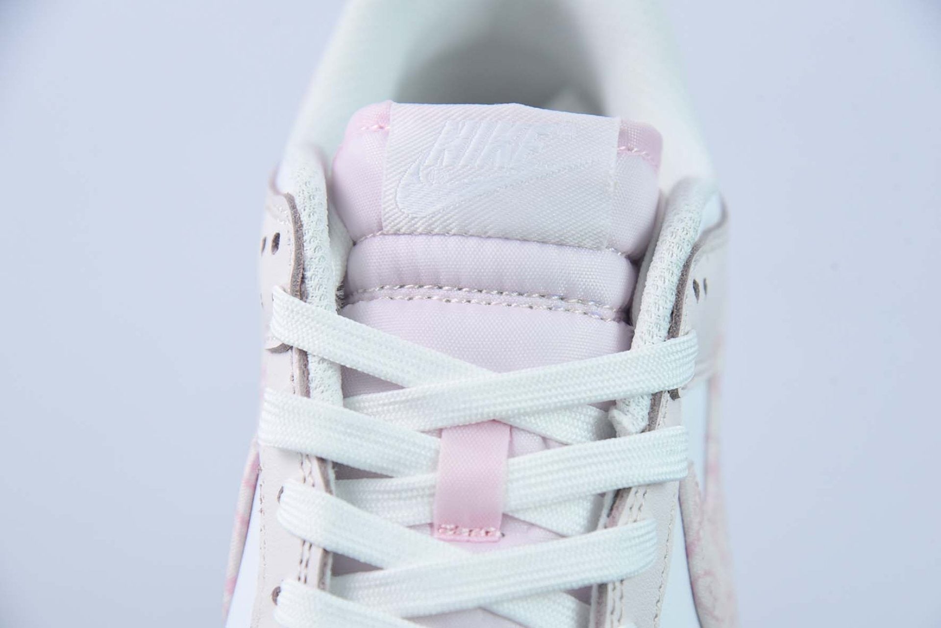 Dunk Low Essential Paisley Pack Pink