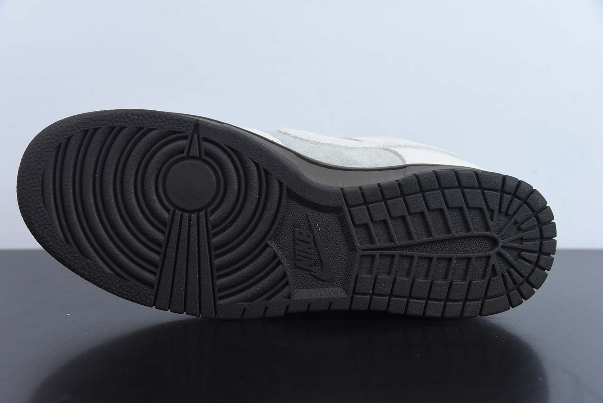 Dunk Low Ironstone