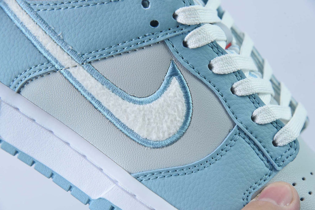 Dunk Low Retro Fleece Swoosh Worn Blue