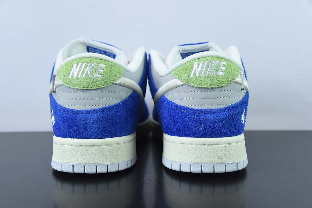 SB Dunk Low Pro Fly Streetwear Gardenia