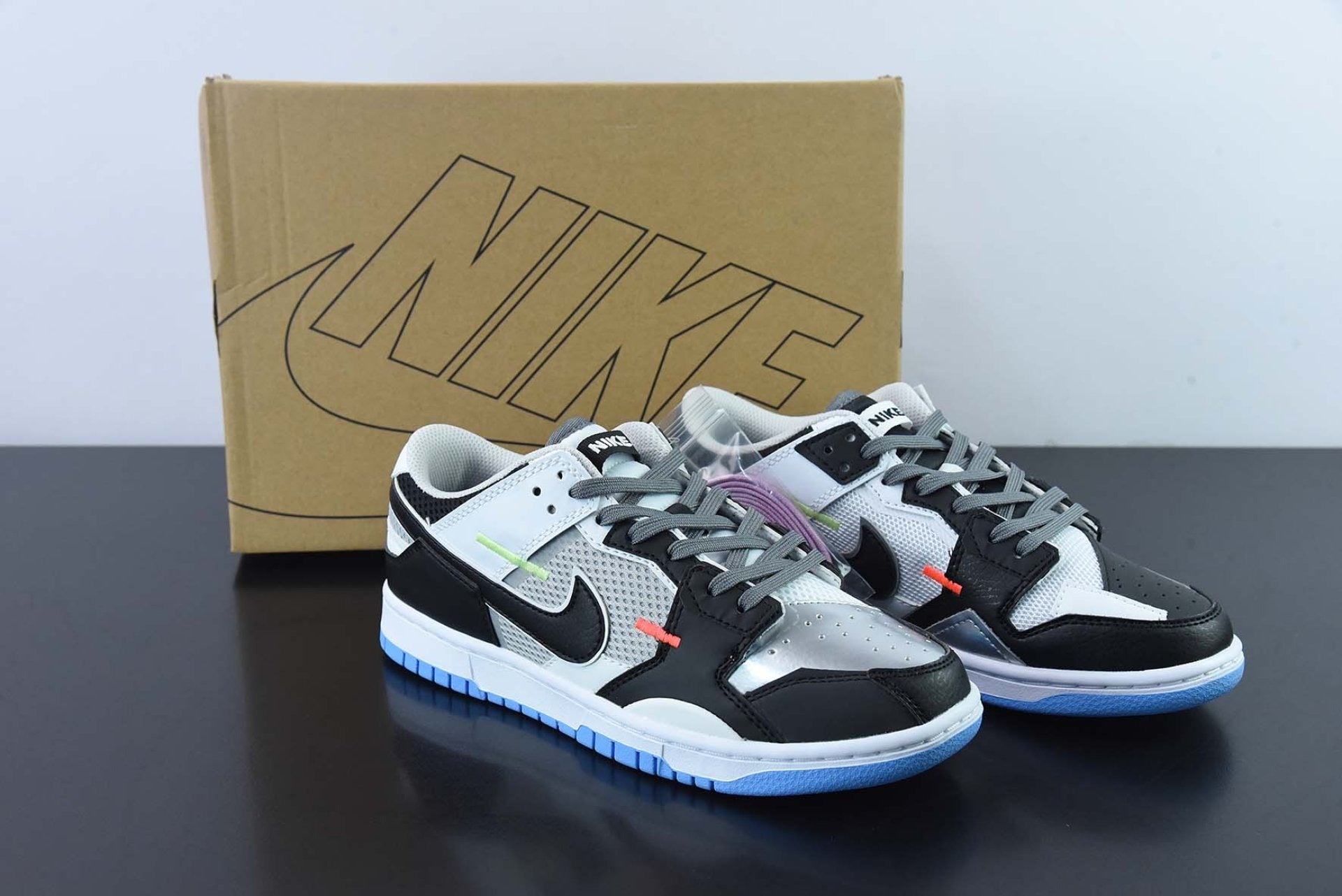 Dunk Low Scrap Black Neutral Grey University Blue White