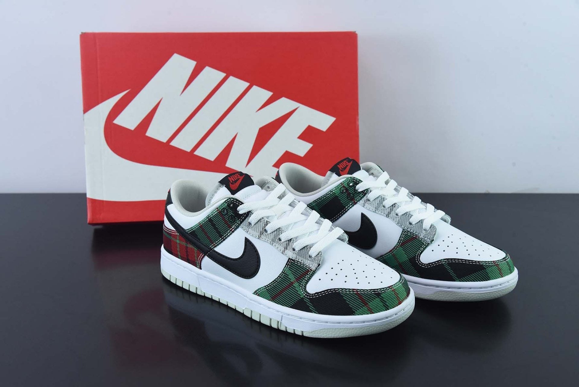 Dunk Low Tartan Plaid