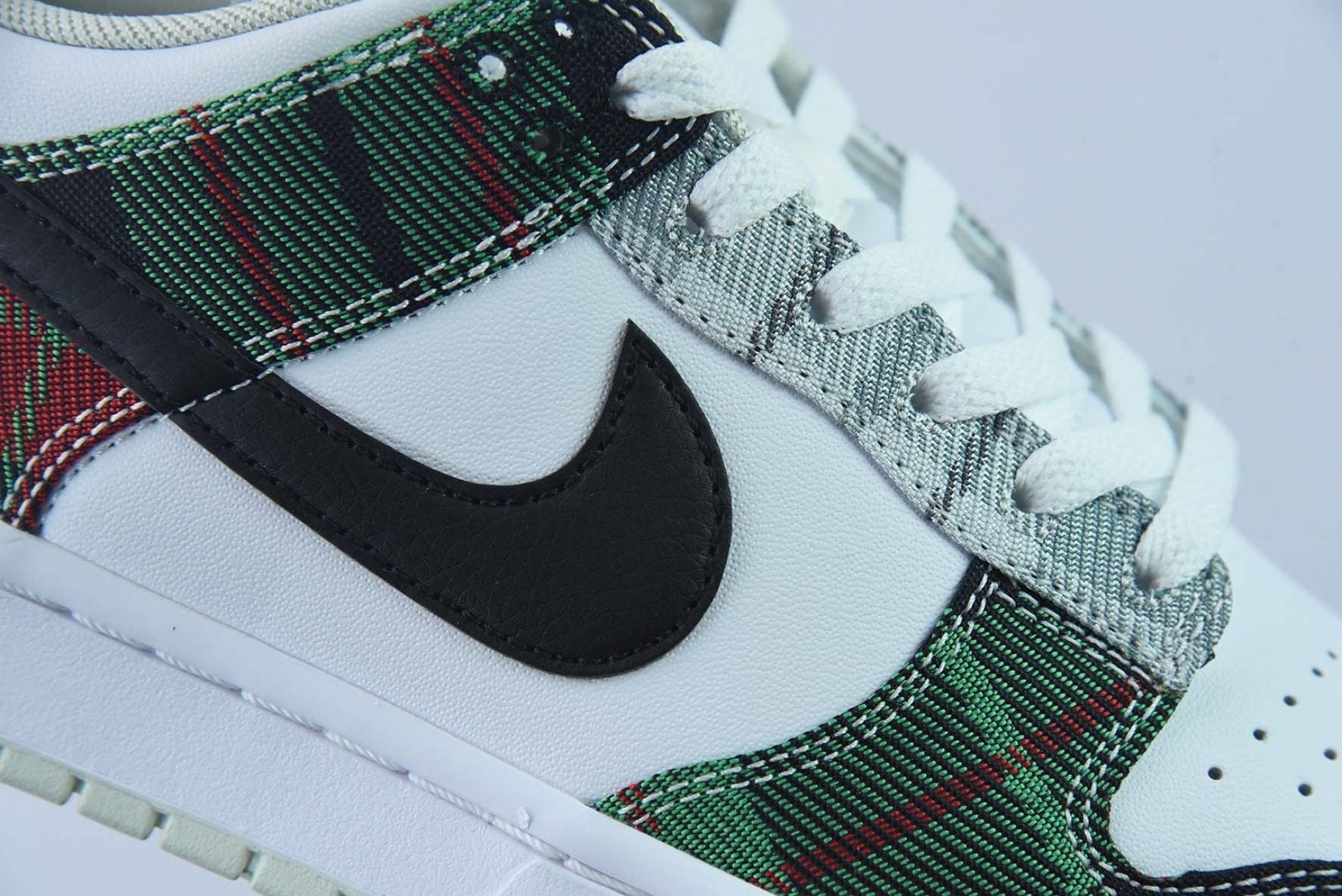 Dunk Low Tartan Plaid