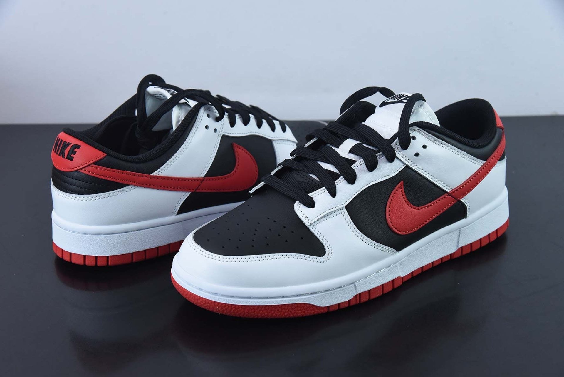 Dunk Low Retro White Black University Red
