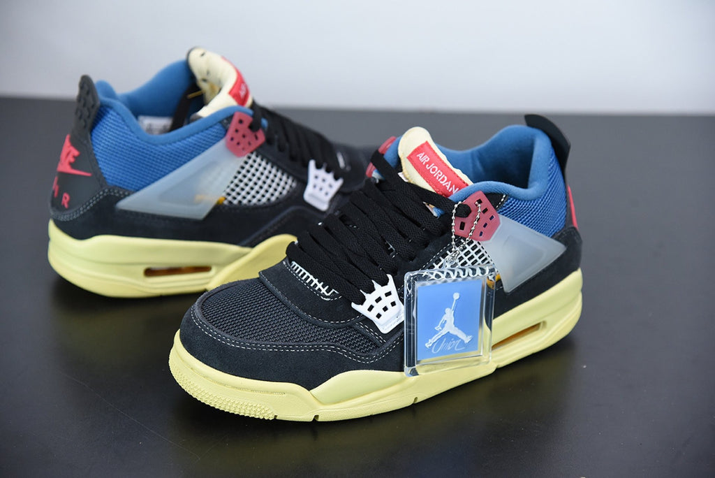 Air Jordan 4 Retro Union Off Noir