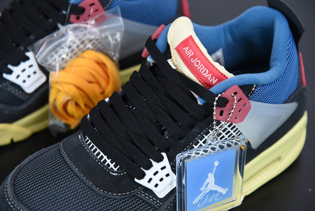 Air Jordan 4 Retro Union Off Noir