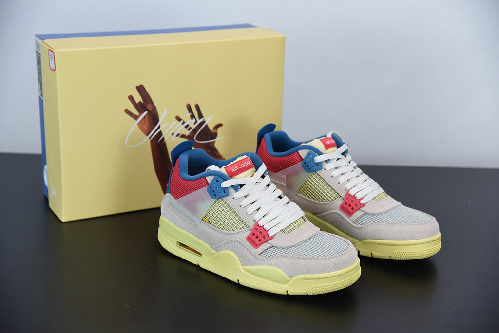 Air Jordan 4 Retro Union Guava Ice