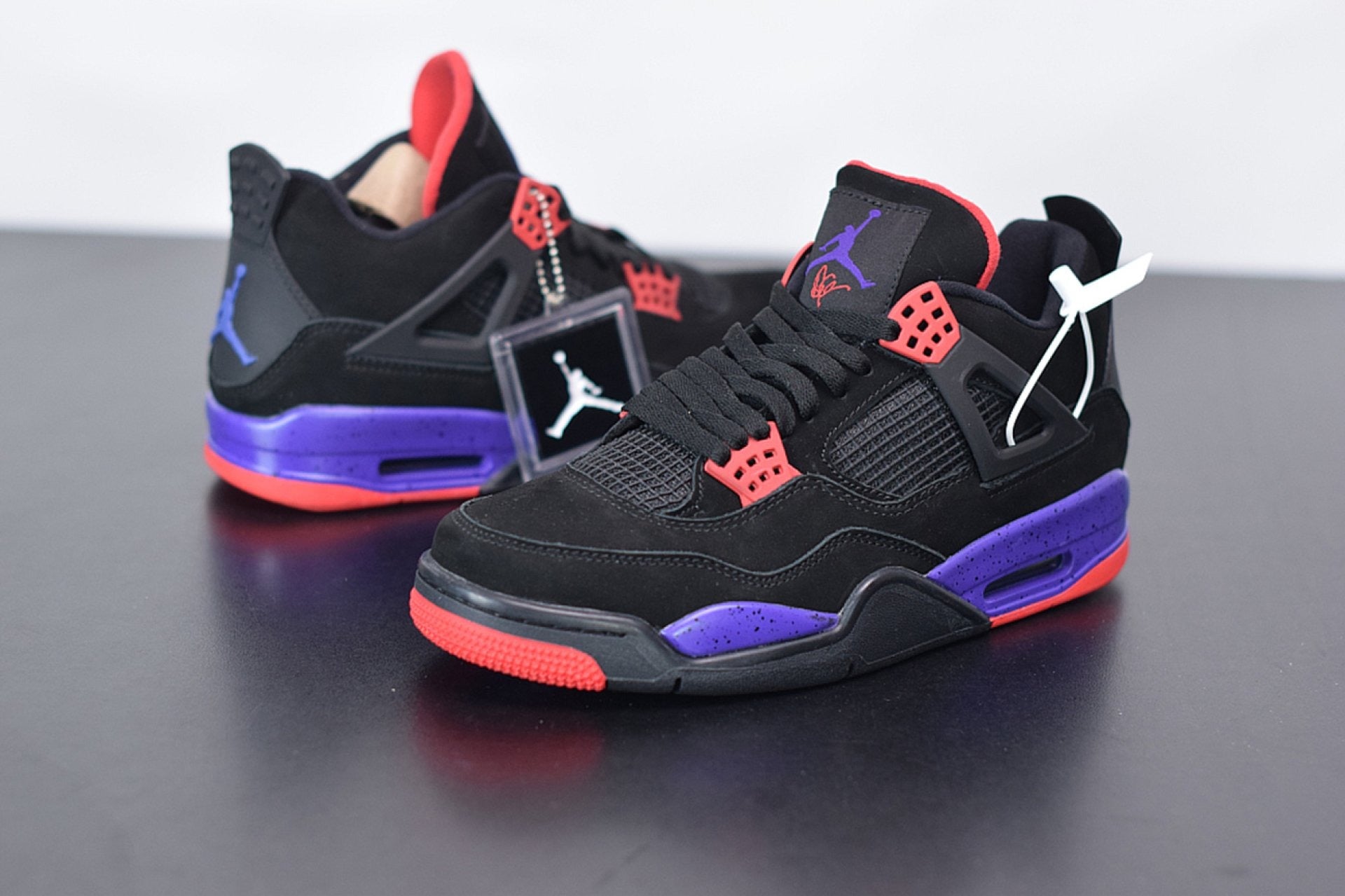 Air Jordan 4 Retro Raptors Drake OVO