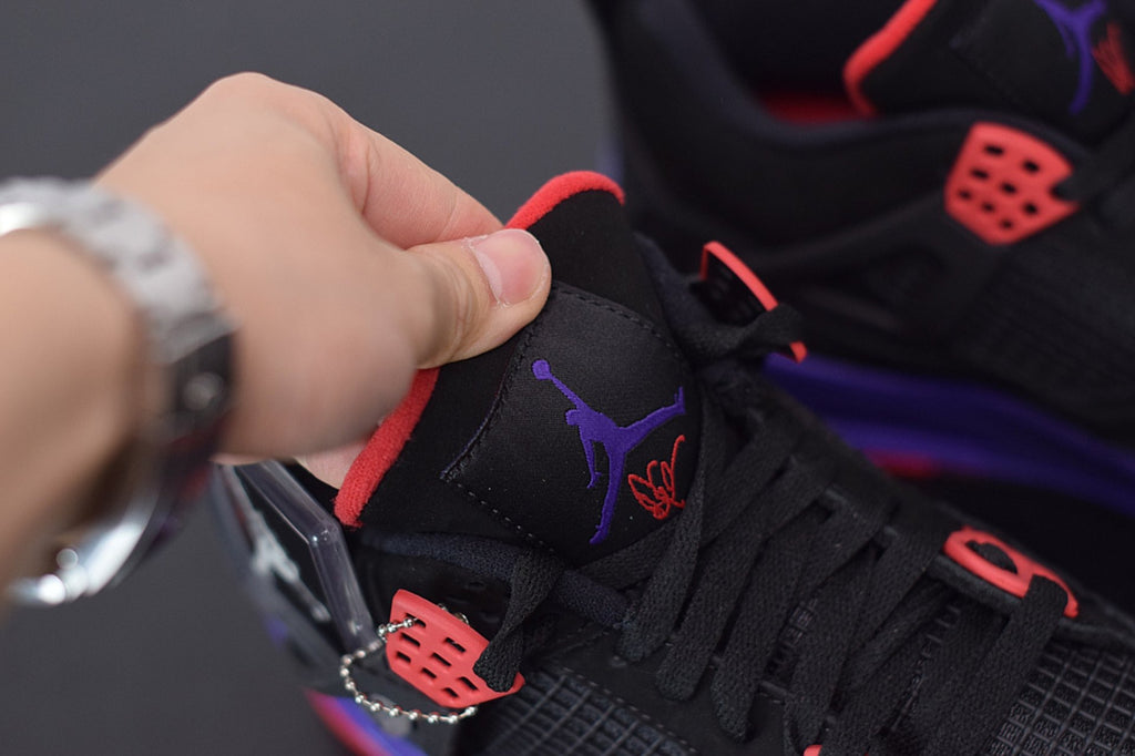 Air Jordan 4 Retro Raptors Drake OVO