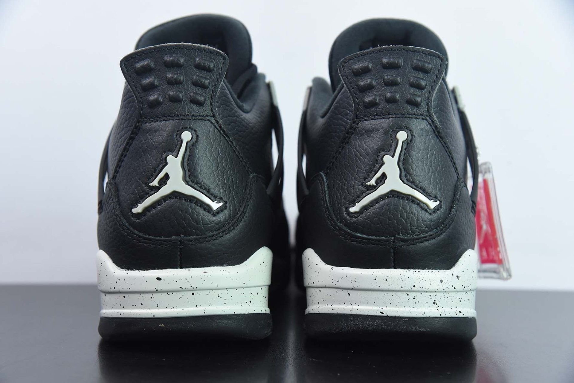 Air Jordan 4 Retro Oreo