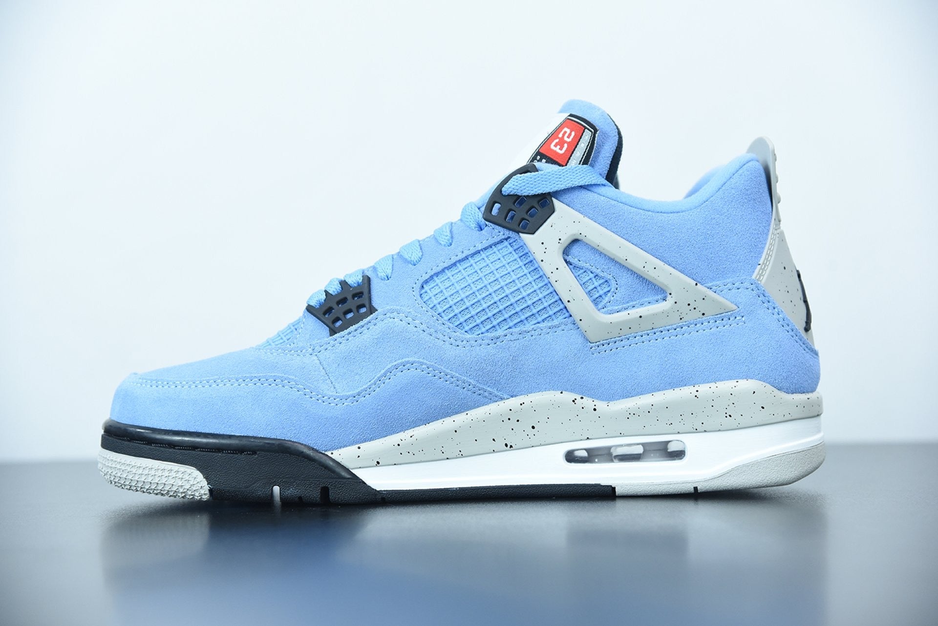 Air Jordan 4 Retro University Blue