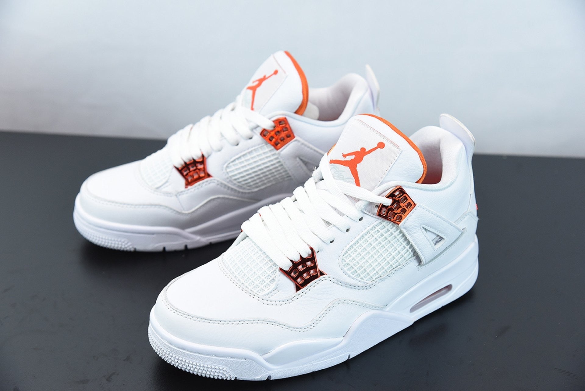 Air Jordan 4 Retro Metallic Orange