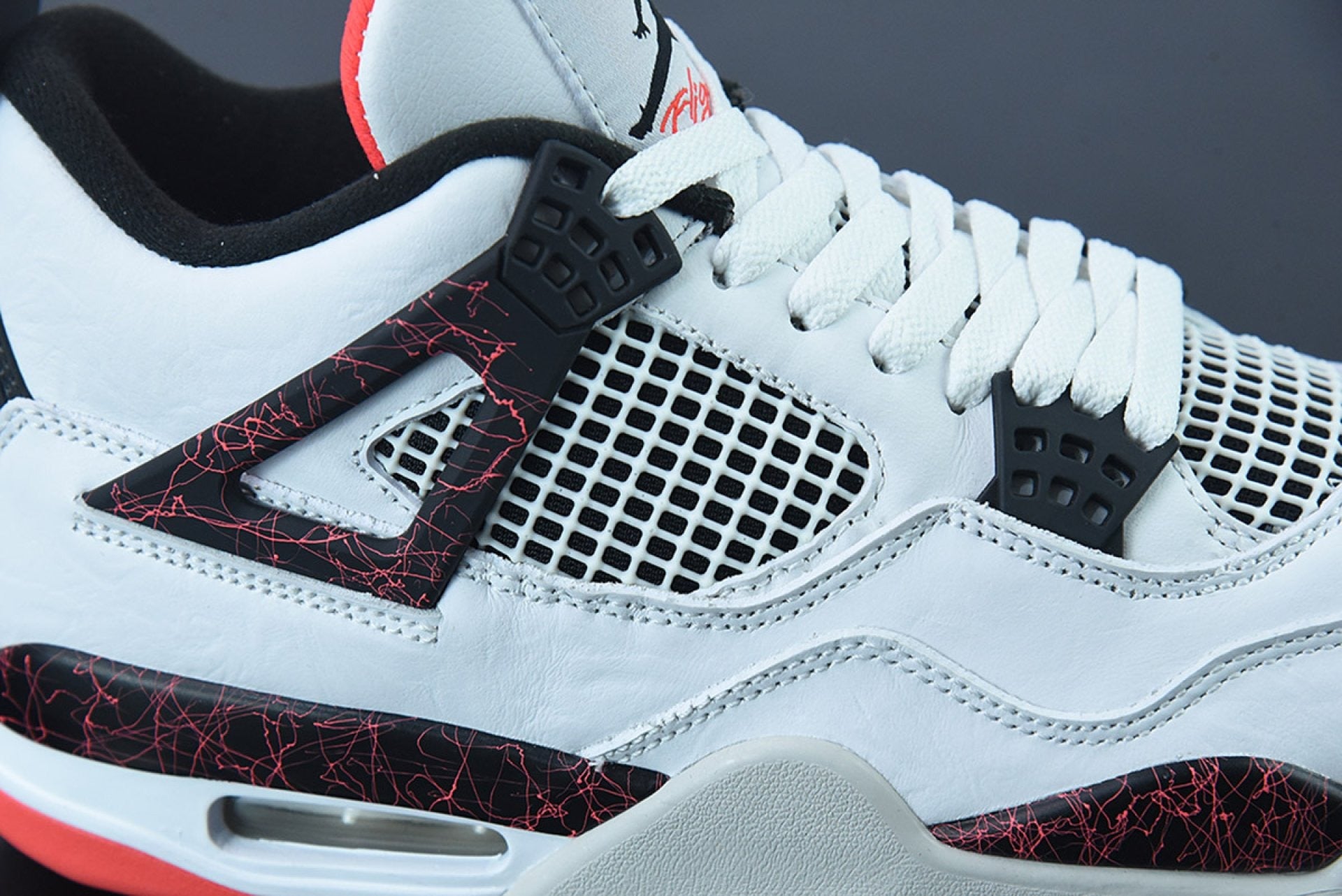 Air Jordan 4 Retro Flight Nostalgia