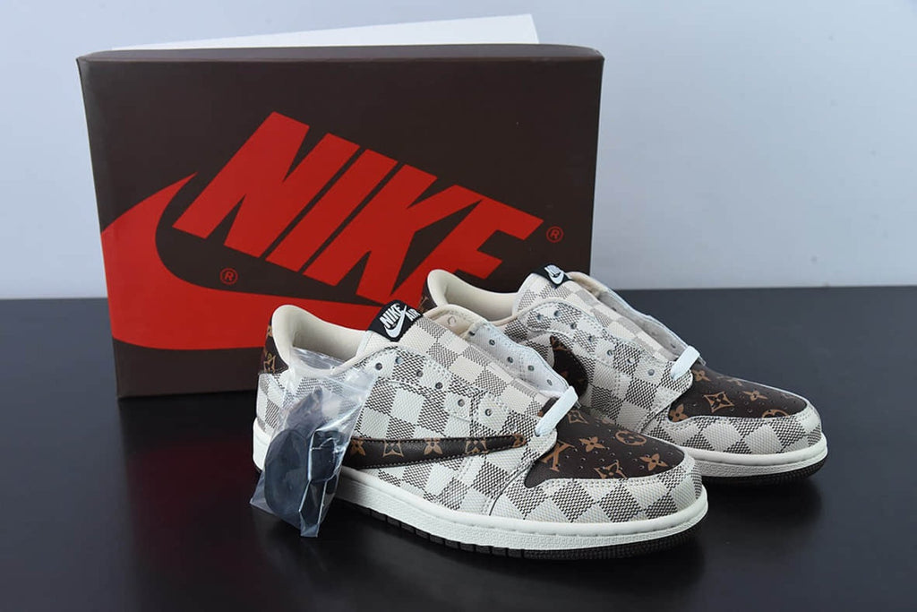 Travis Scott x Nike Air Jordan 1 Low OG Azur Brown