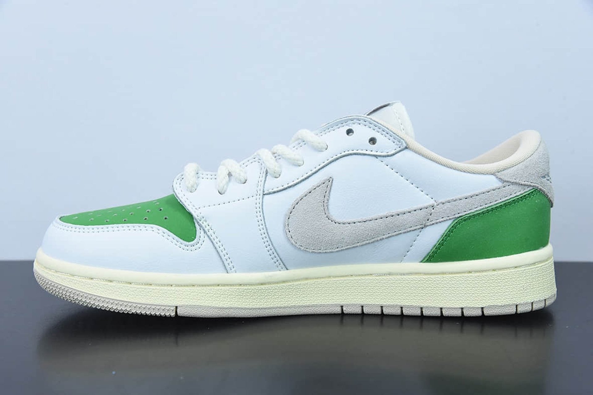 Travis Scott x Fragment x Nike Air Jordan 1 Low White Sail Green DM7866-716