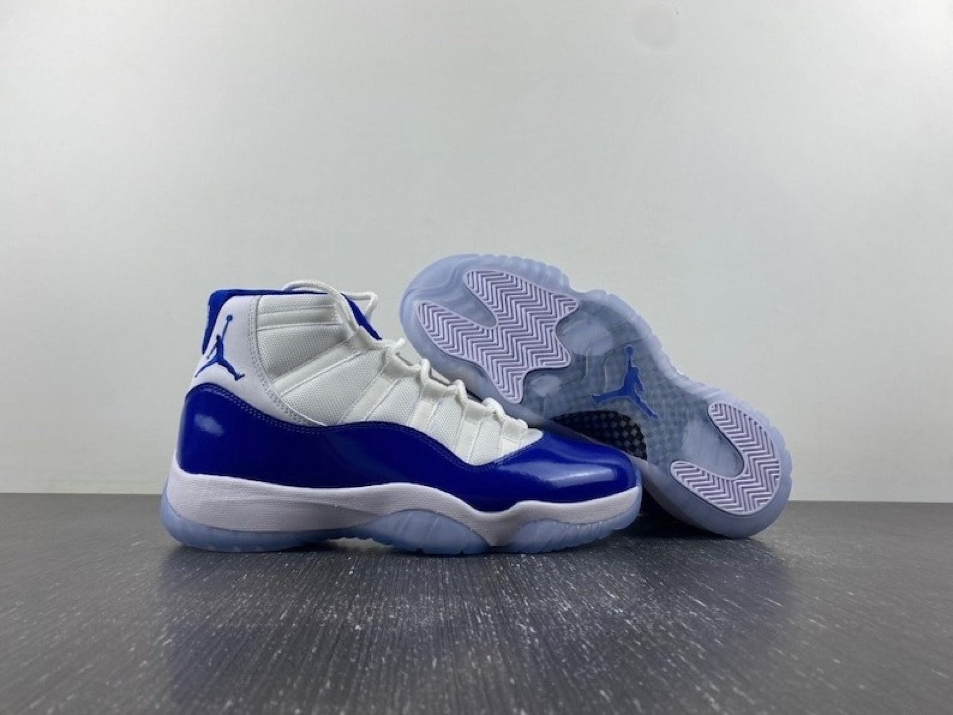Air Jordan 11 Retro High Wmns “barons” Blue Sneakers