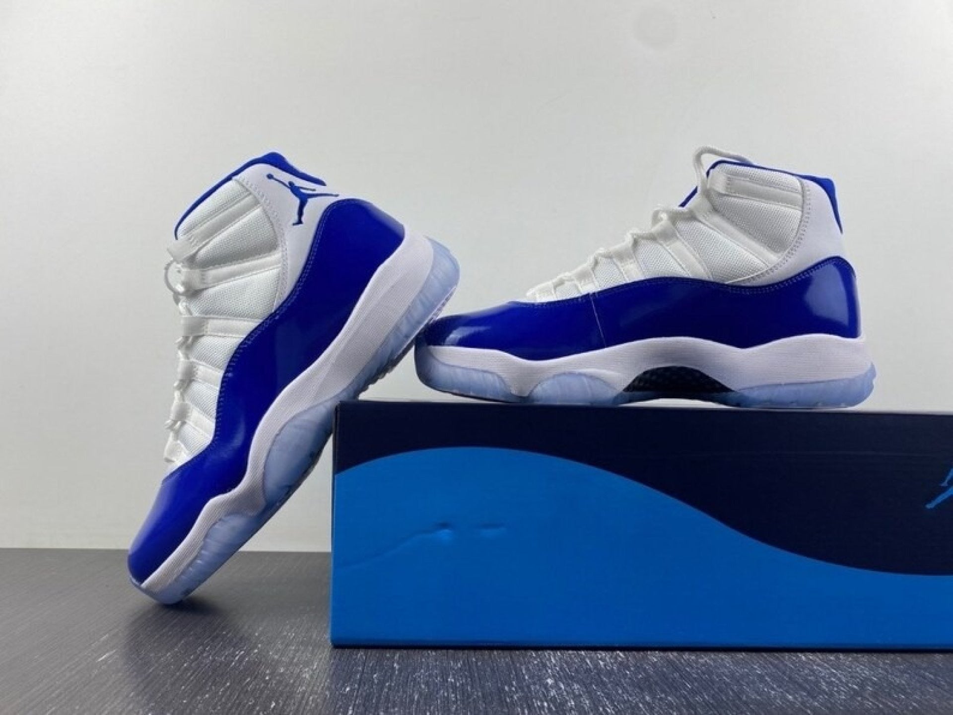 Air Jordan 11 Retro High Wmns “barons” Blue Sneakers