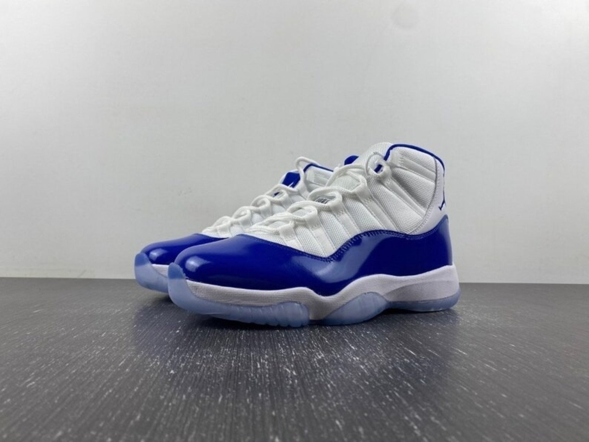 Air Jordan 11 Retro High Wmns “barons” Blue Sneakers