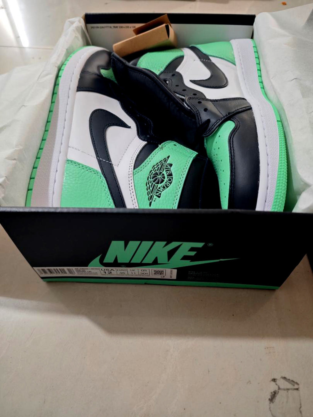 Air Jordan 1 High OG Green Glow DZ5485-130