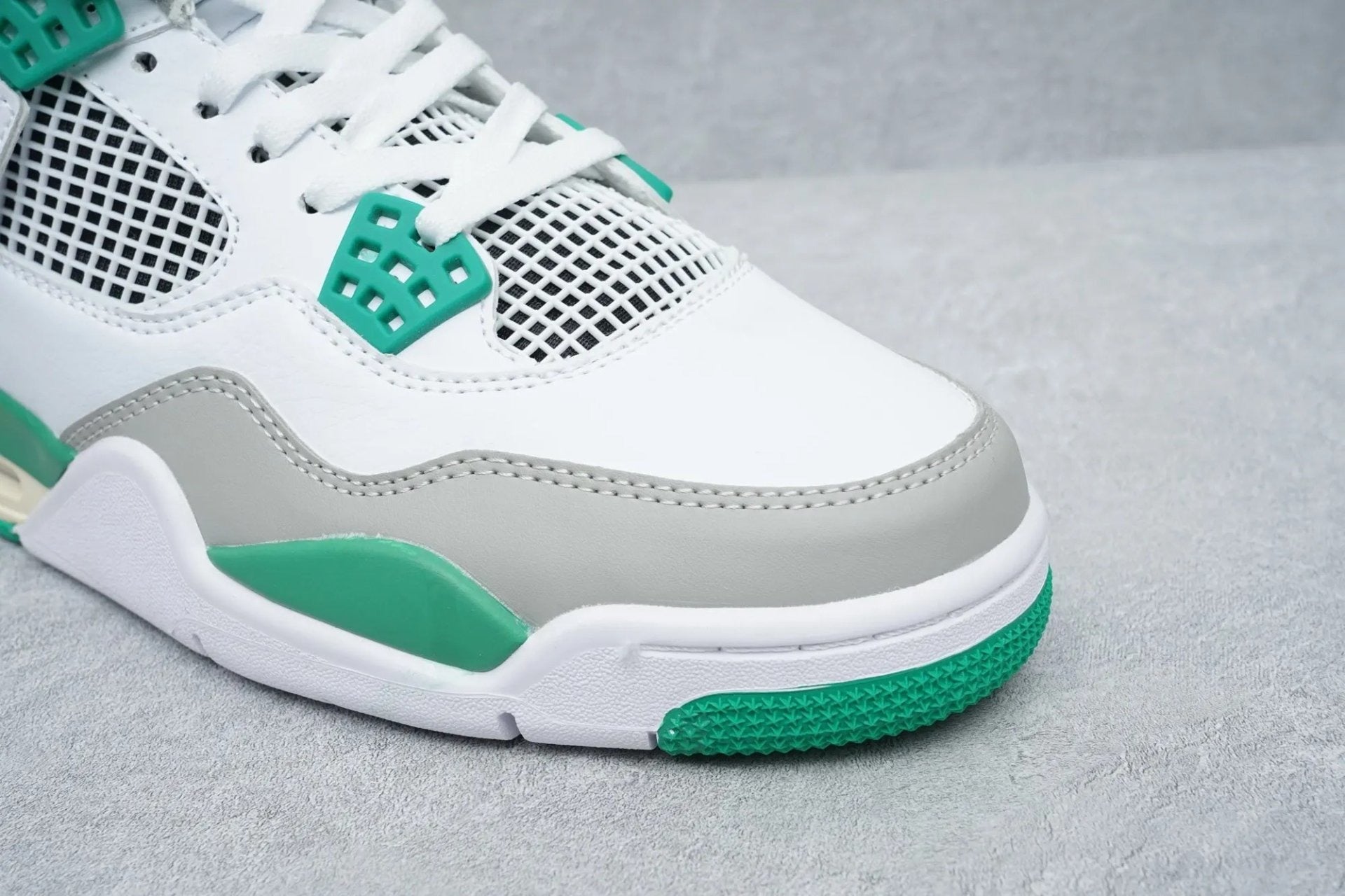 Air Jordan 4 Retro SP Pine Green 2020