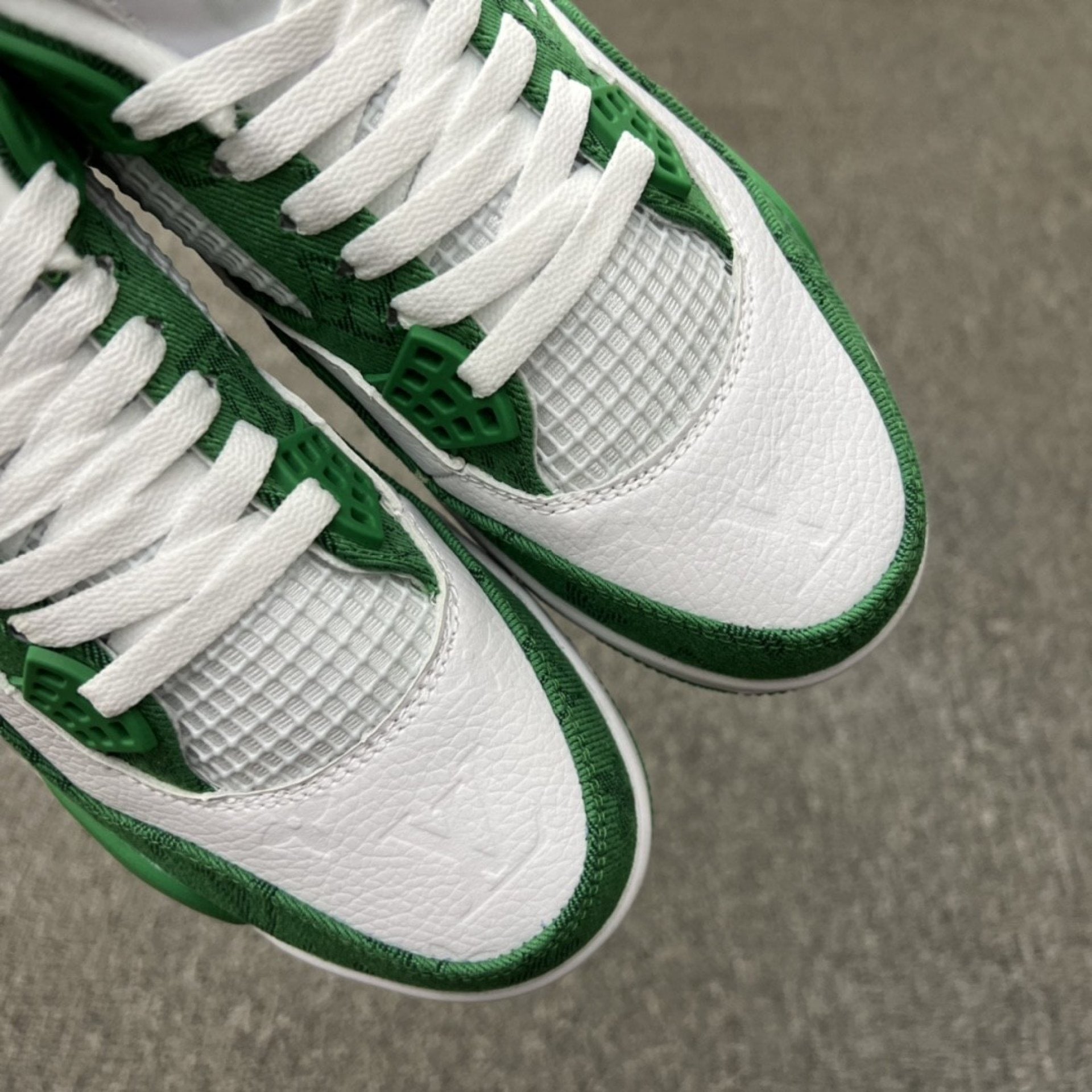 Air Jordan 4 Retro Green
