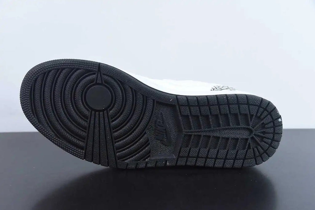 Air Jordan 1 Phat Low Cement Grey