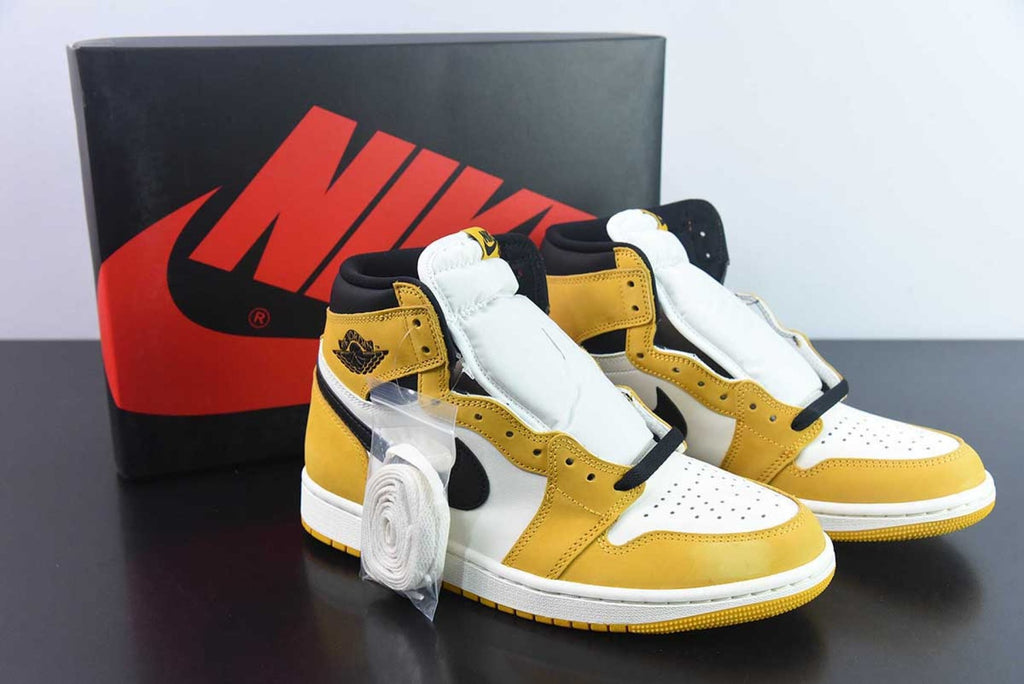 Air Jordan 1 Retro High OG Yellow Ochre