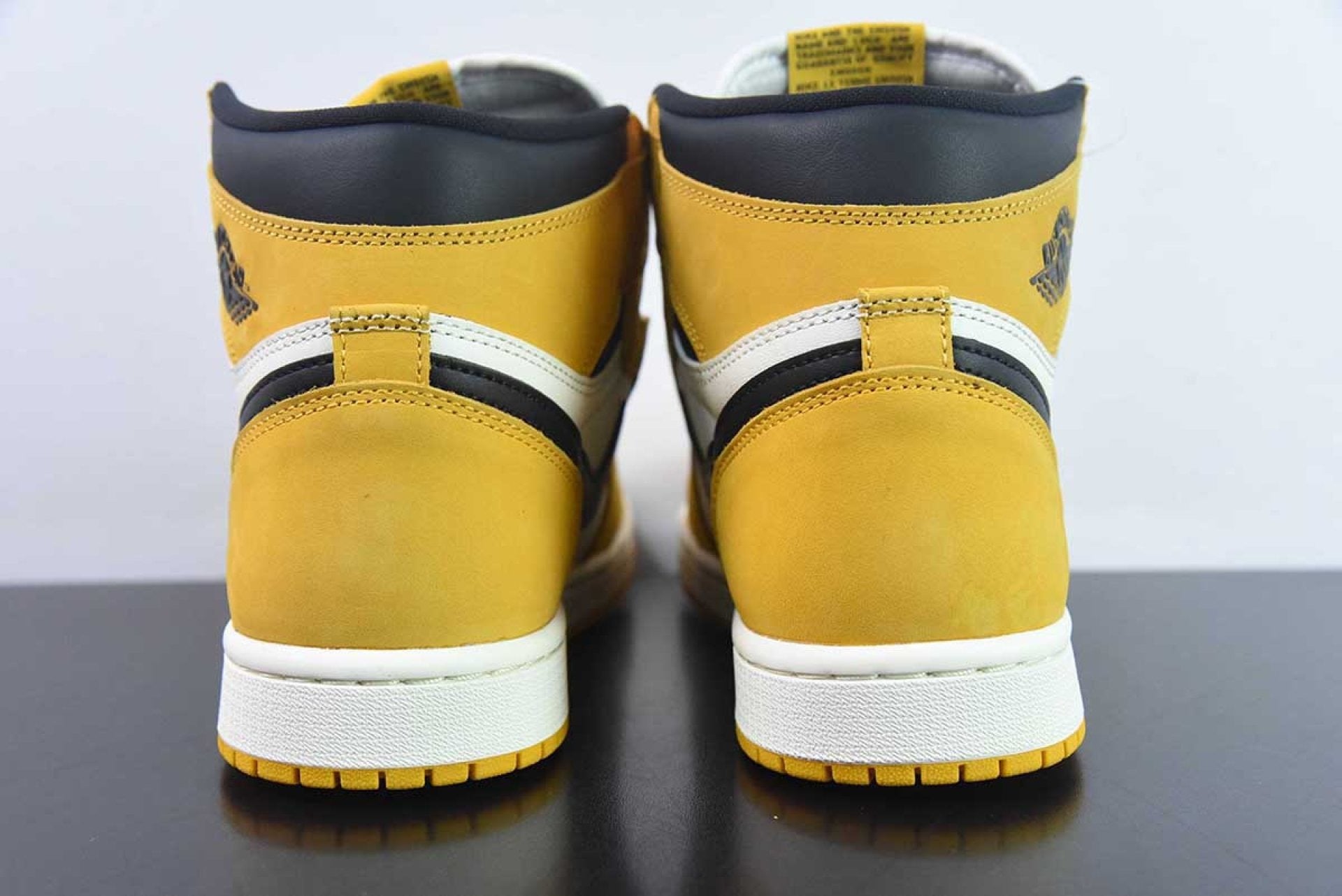 Air Jordan 1 Retro High OG Yellow Ochre