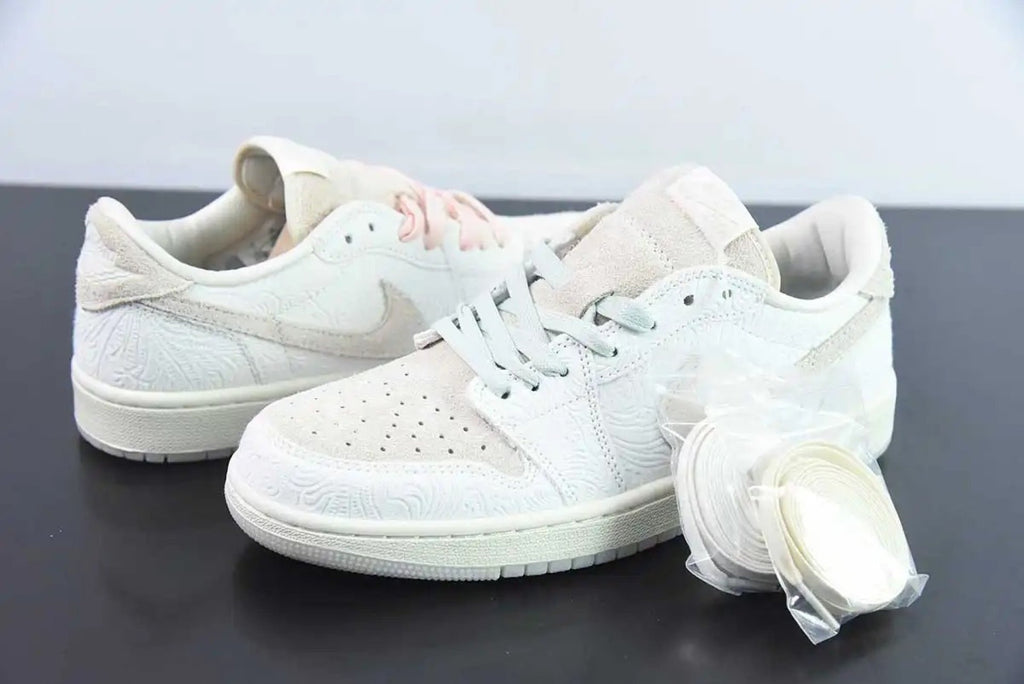 Air Jordan 1 Retro Low OG Chris Paul